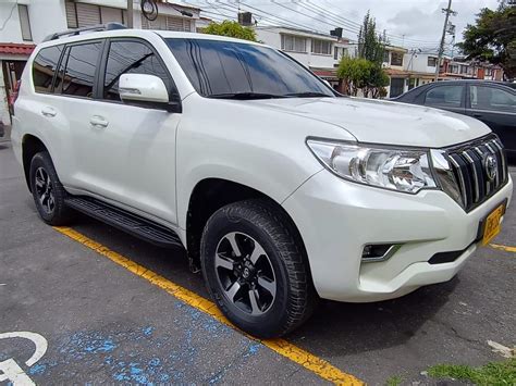 toyota prado colombia 2022.